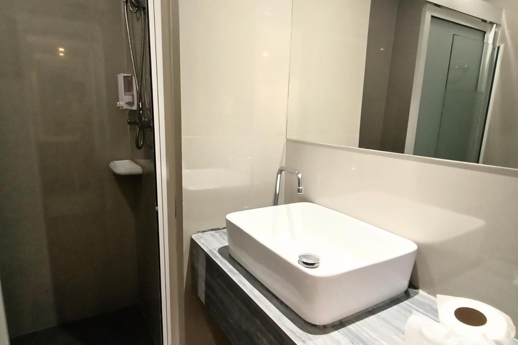 Km Hotel Τσιάνγκ Μάι Εξωτερικό φωτογραφία