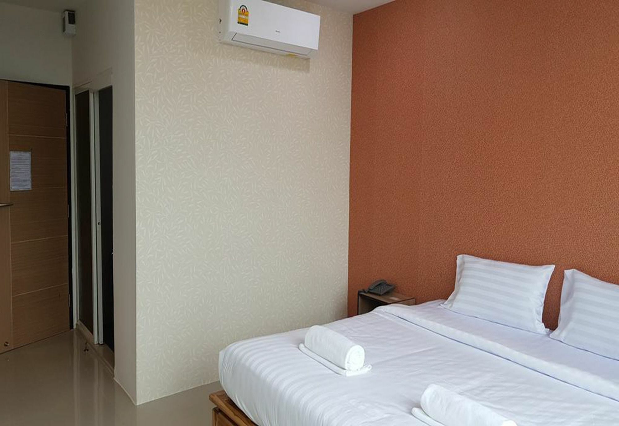 Km Hotel Τσιάνγκ Μάι Εξωτερικό φωτογραφία